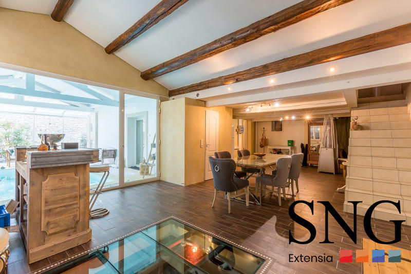 Maison ancienne - 233 m² - 7 pièces