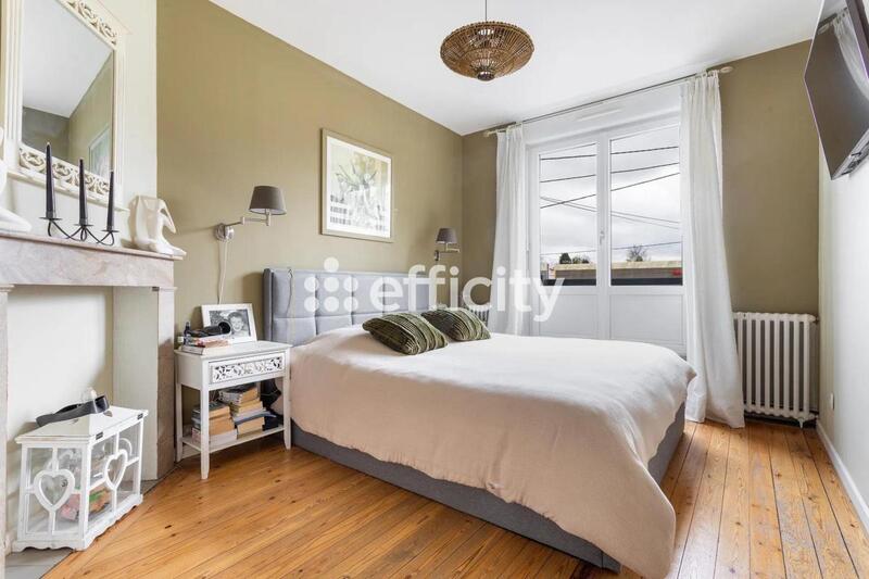 Maison bourgeoise - 160 m² - 7 pièces