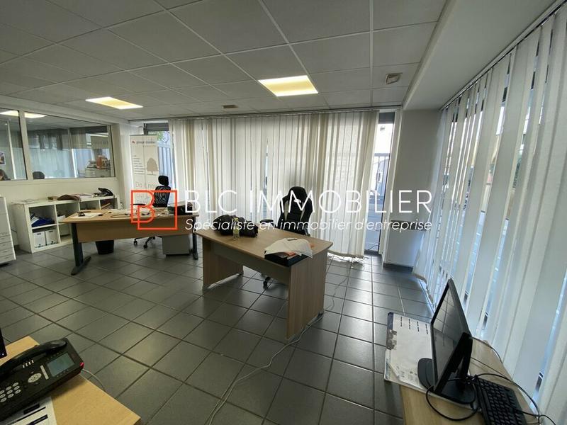 Local commercial - 115 m²