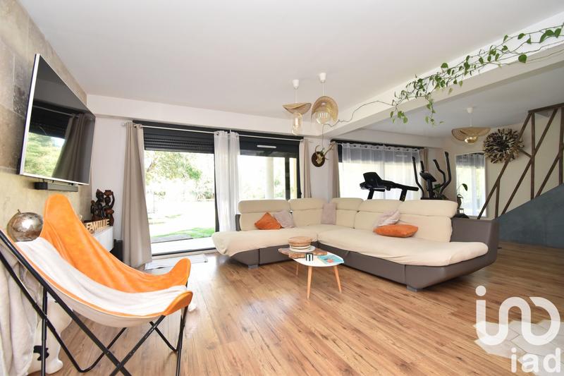 Maison - 167 m² - 5 pièces