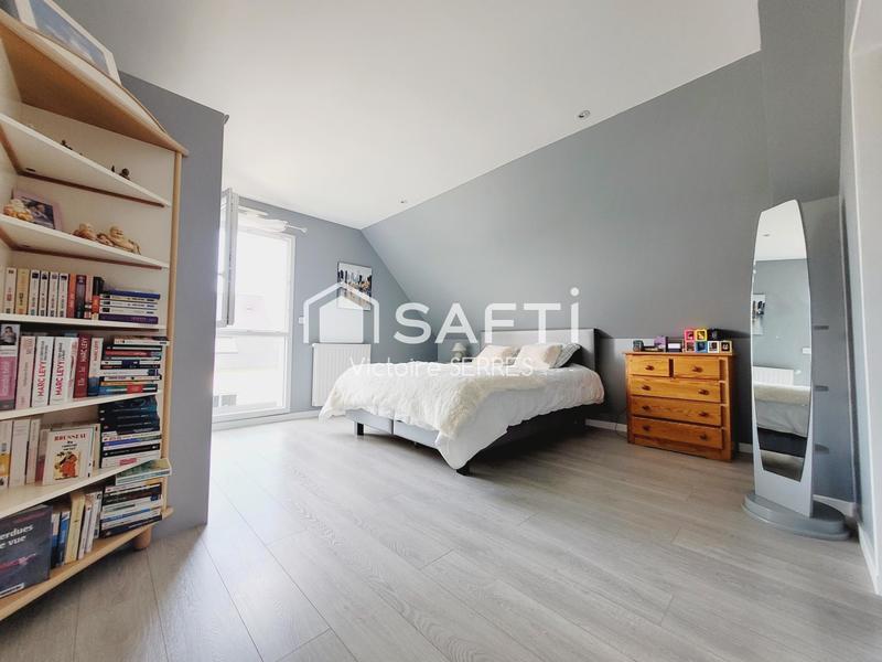 Maison - 195 m² - 8 pièces