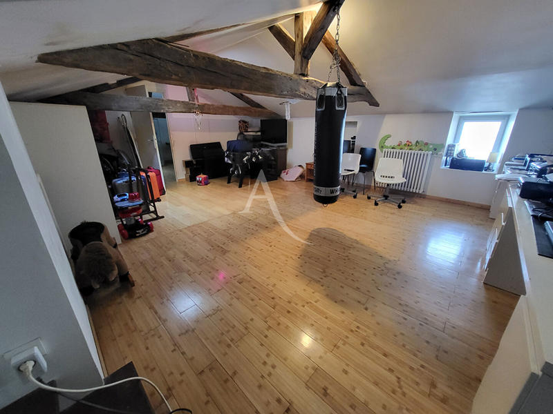 Maison - 346 m² - 7 pièces