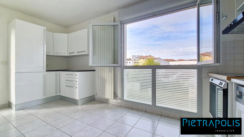 Appartement - 105 m² - 4 pièces