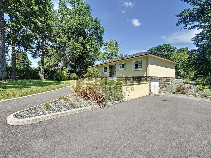 Maison - 140 m² - 6 pièces