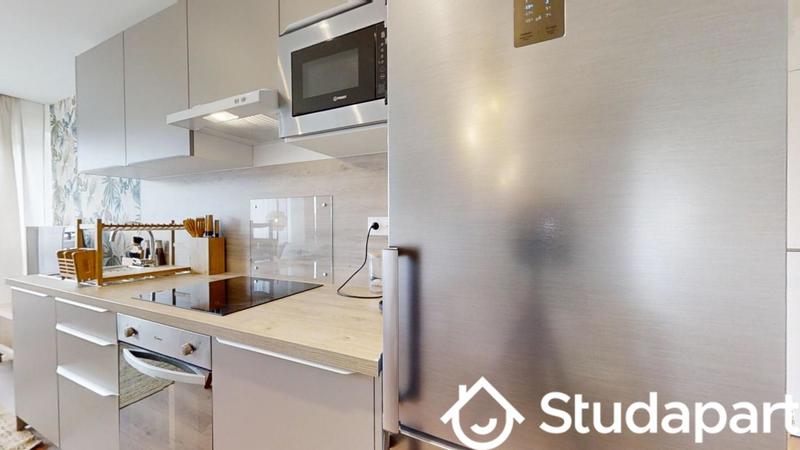 Chambre - 9 m² - 1 pièce