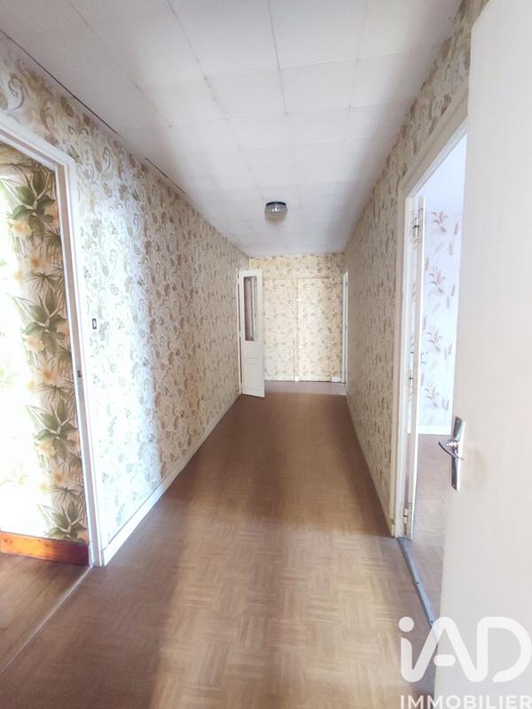 Maison - 204 m² - 10 pièces