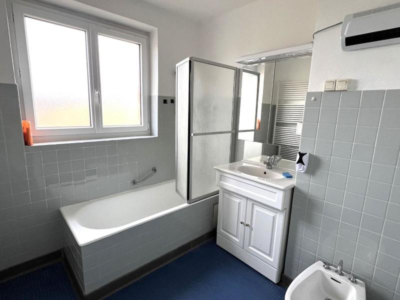 Maison en pierre - 200 m² - 10 pièces