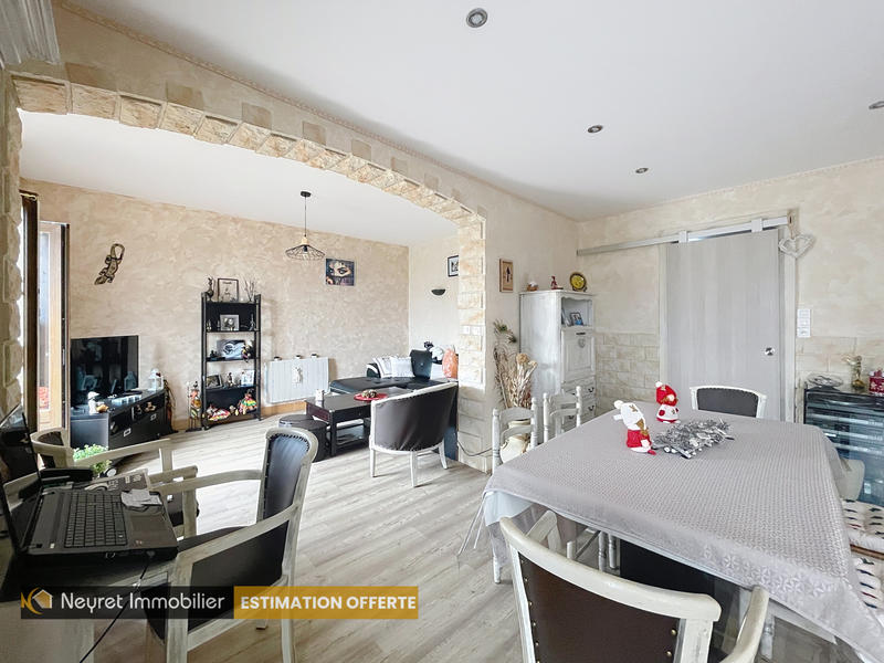 Appartement - 76 m² - 3 pièces