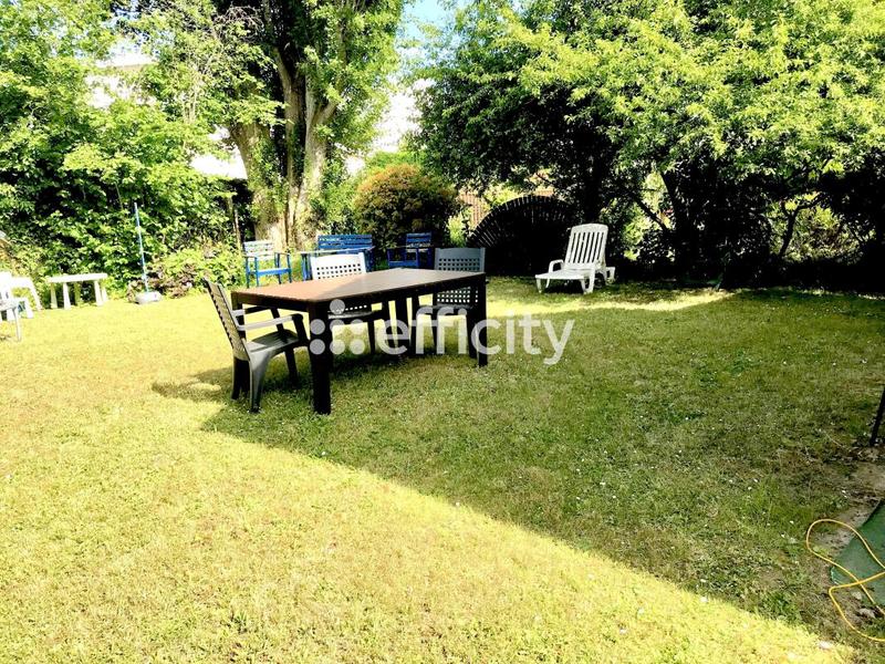 Maison - 80 m² - 5 pièces