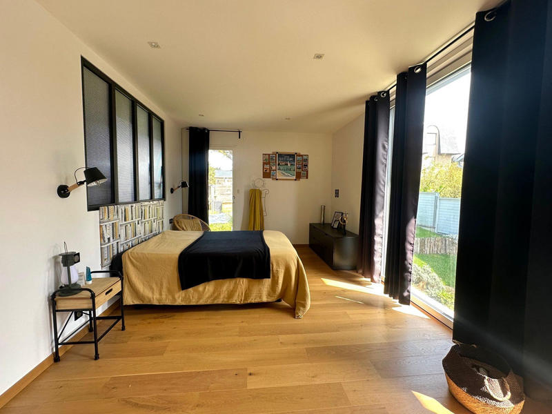 Maison - 250 m² - 7 pièces