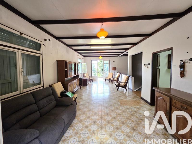 Maison - 169 m² - 7 pièces