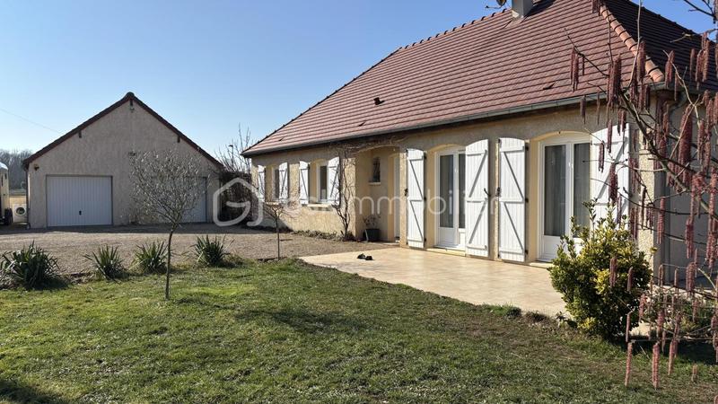 Propriété - 135 m² - 6 pièces