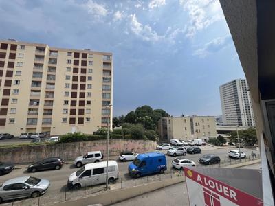 Studio - 19 m² - 1 pièce