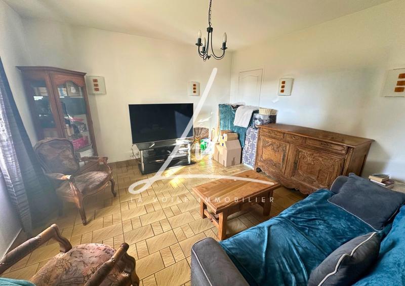 Maison - 141 m² - 6 pièces