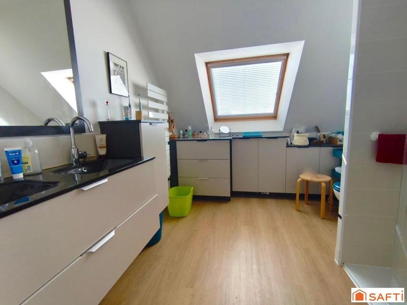 Maison - 100 m² - 4 pièces