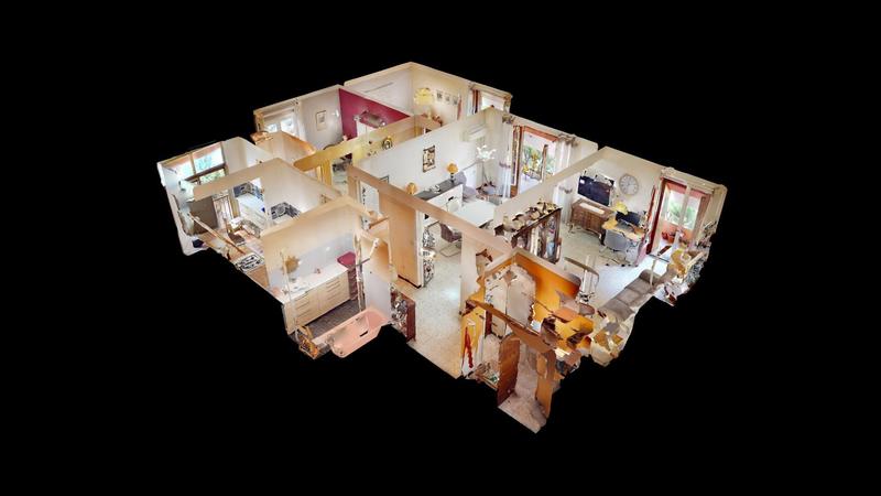 Appartement - 80 m² - 4 pièces