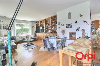 Maison - 155 m² - 7 pièces