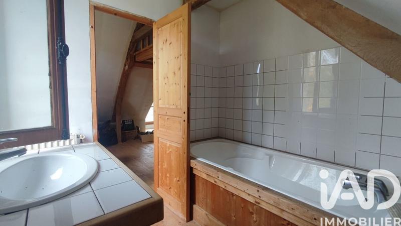 Maison - 650 m² - 20 pièces