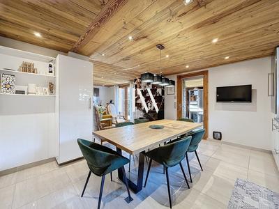 Appartement - 164 m² - 5 pièces