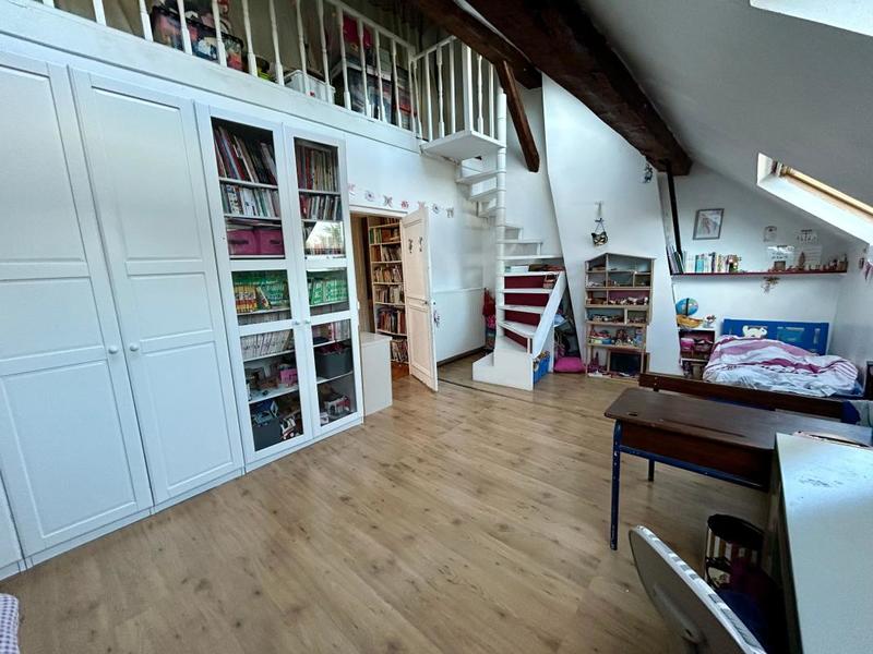 Maison - 155 m² - 7 pièces