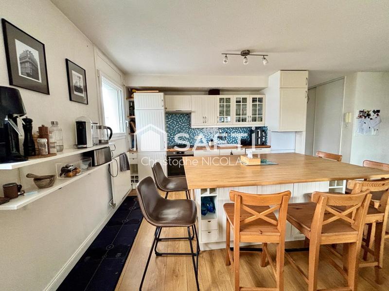 Appartement - 82 m² - 3 pièces