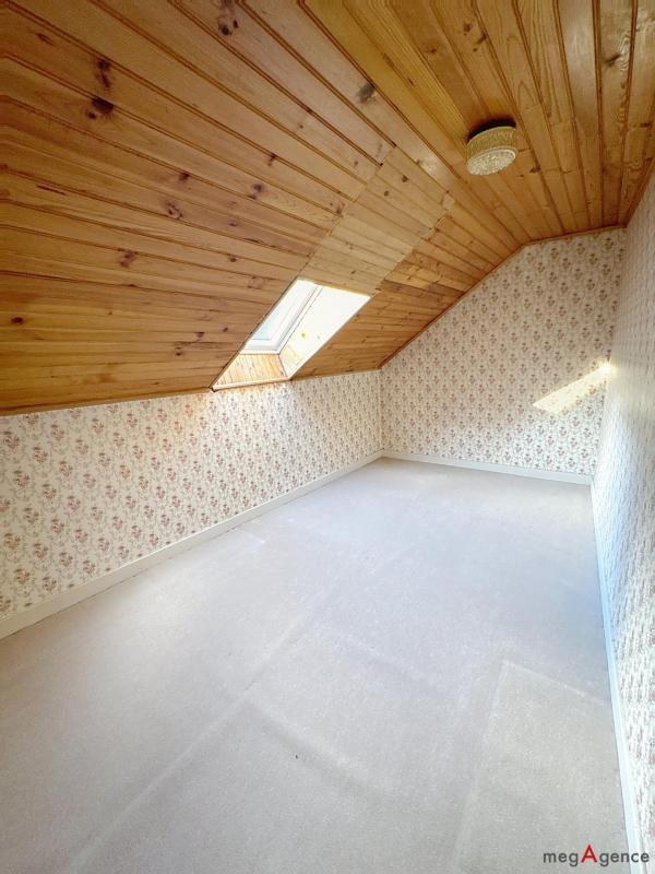 Maison traditionnelle - 195 m² - 7 pièces