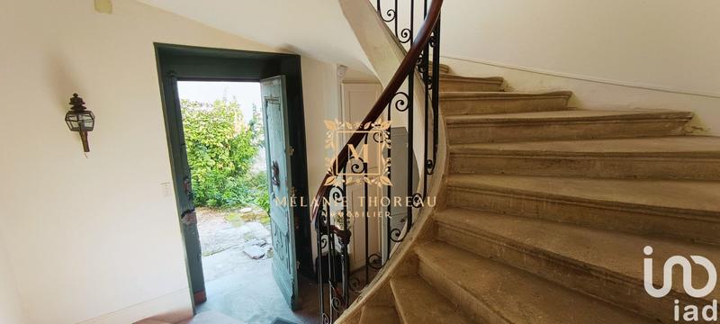 Maison - 365 m² - 15 pièces