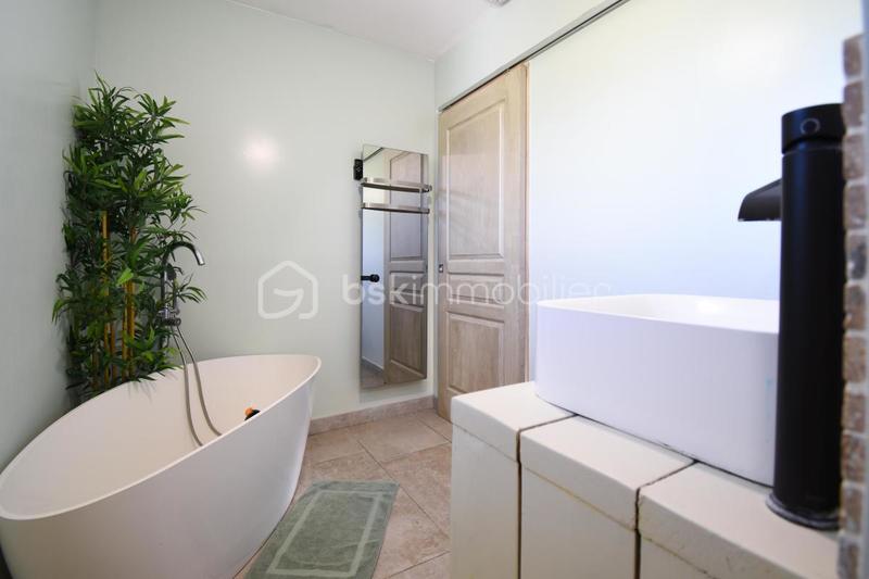 Maison - 101 m² - 4 pièces