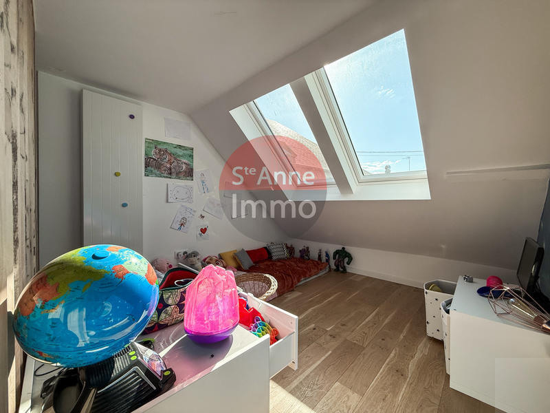 Maison - 230 m² - 6 pièces