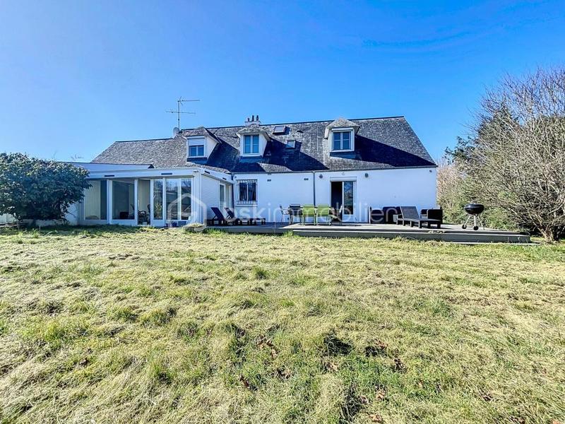 Maison - 188 m² - 8 pièces