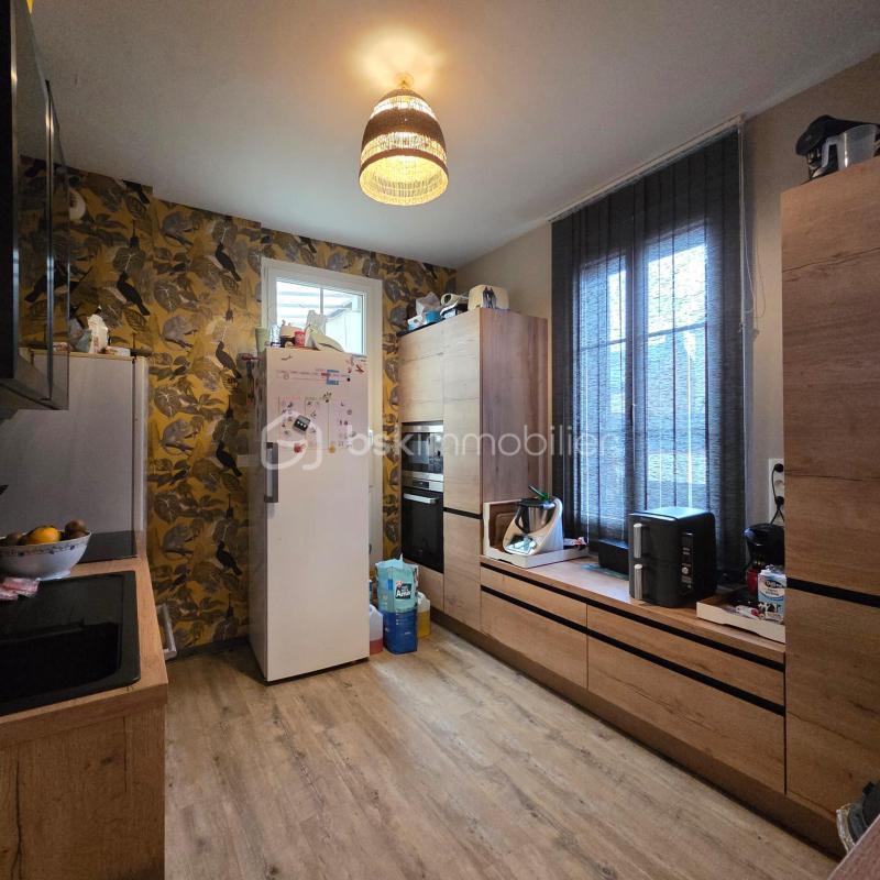 Maison - 74 m² - 5 pièces