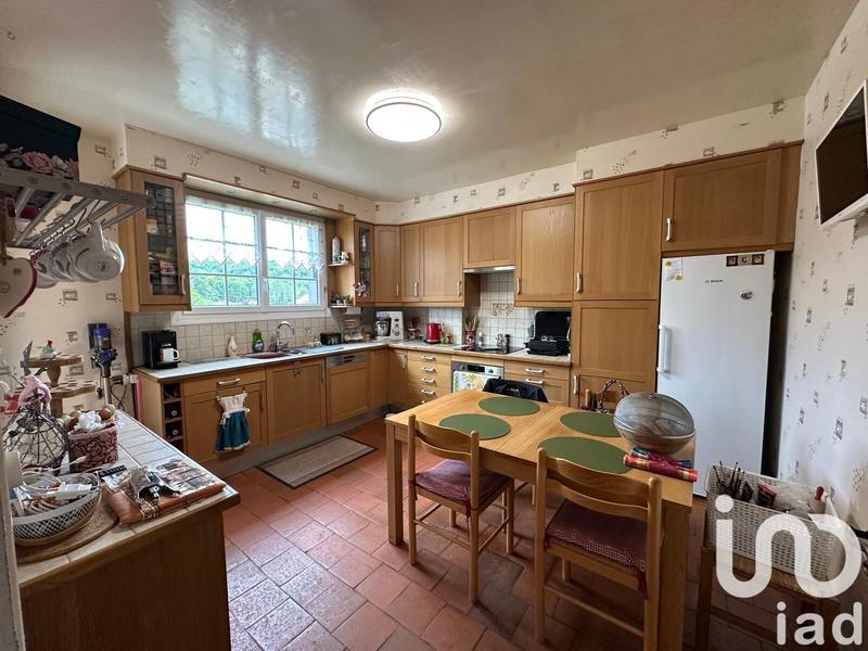 Maison - 180 m² - 6 pièces