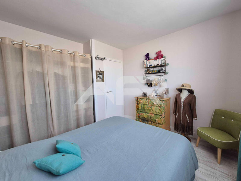 Maison - 95 m² - 6 pièces