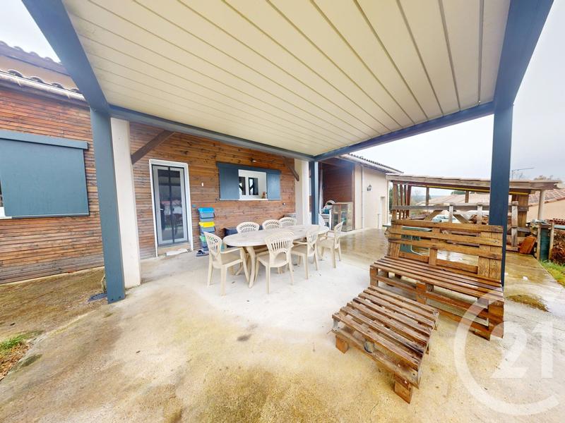 Maison - 179 m² - 7 pièces