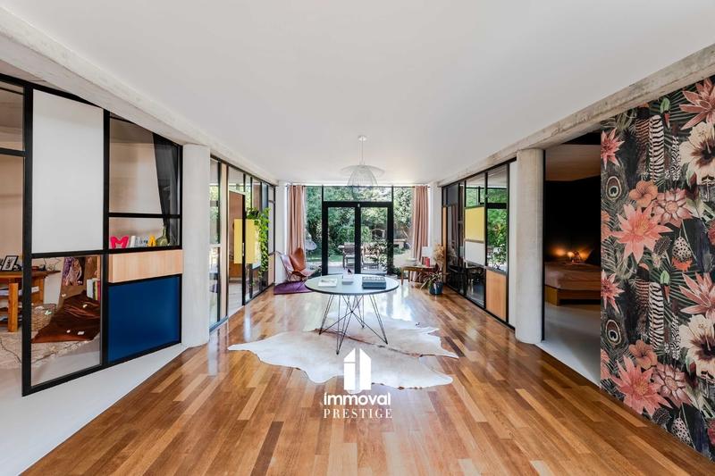 Maison ancienne - 398 m² - 10 pièces