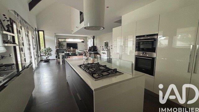 Maison de maîtres - 185 m² - 7 pièces