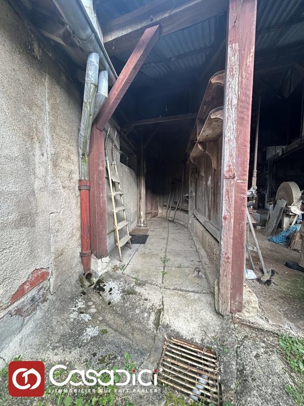 Maison - 97 m² - 7 pièces