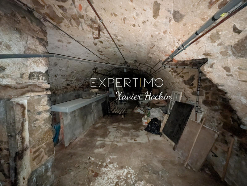 Maison - 180 m² - 5 pièces