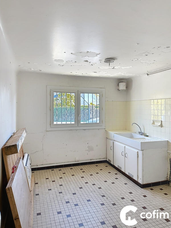 Maison traditionnelle - 150 m² - 6 pièces