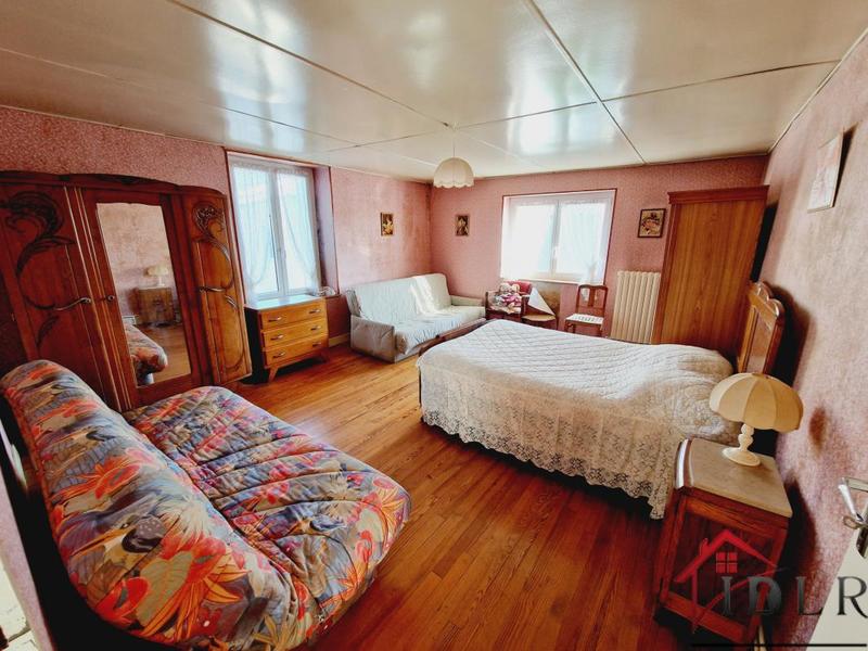 Maison de village - 110 m² - 5 pièces