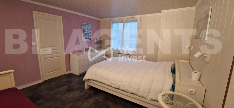 Maison - 244 m² - 10 pièces