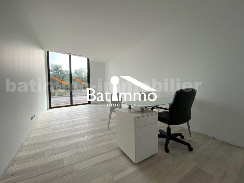 Bureau - 18 m² - 1 pièce