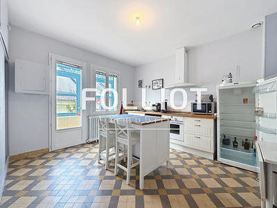 Maison - 86 m² - 5 pièces