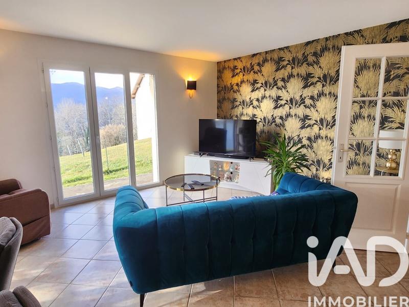 Maison - 111 m² - 6 pièces