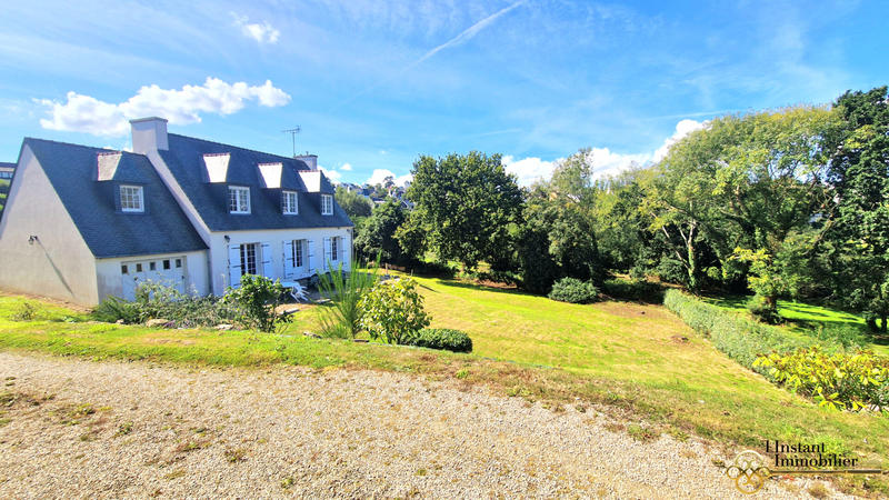 Demeure - 135 m² - 6 pièces