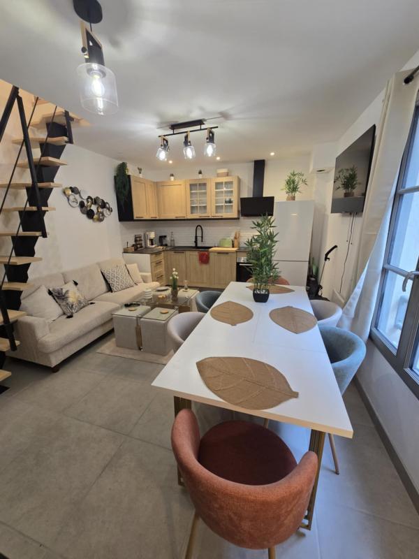 Maison - 120 m² - 5 pièces