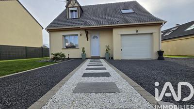 Maison - 93 m² - 5 pièces