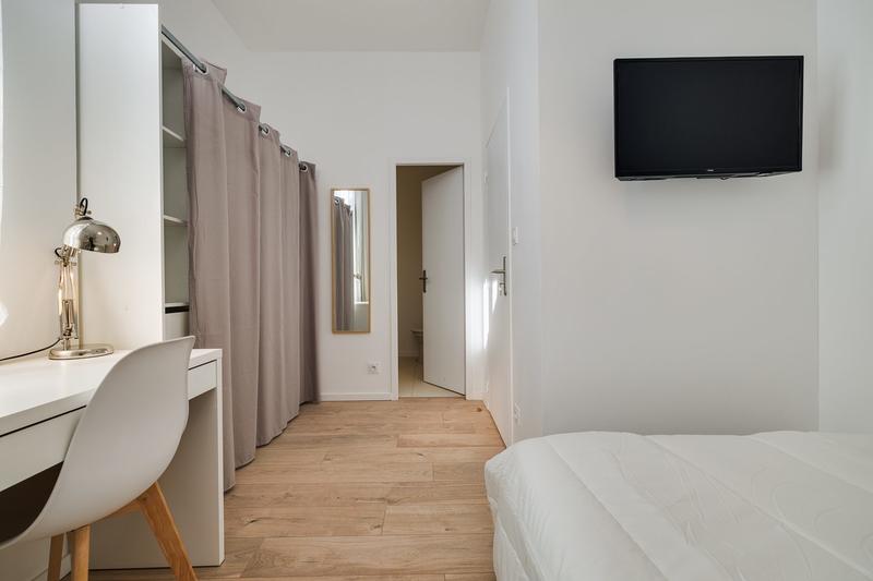 Maison - 350 m² - 15 pièces