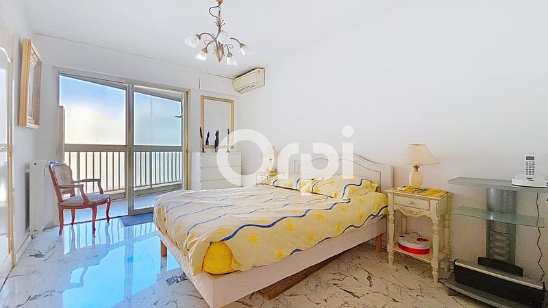 Appartement - 81 m² - 3 pièces