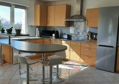 Maison - 121 m² - 5 pièces